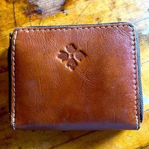 Patricia Nash leather wallet